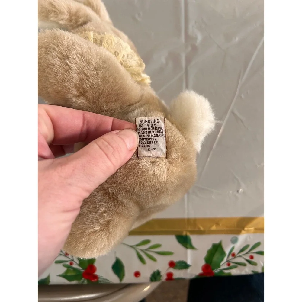 Vintage 1985 Gund Tan Bunny Rabbit Plush Lace Collar Stuffed Animal 1980s Toy